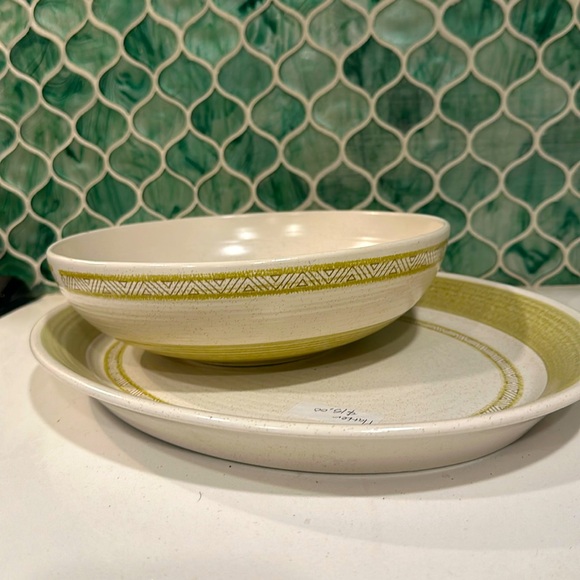 Franciscan Earth-ware platter and serving bowl - Picture 1 of 7